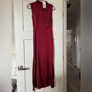 Maroon/wine high neck silky dress with slits on either side!